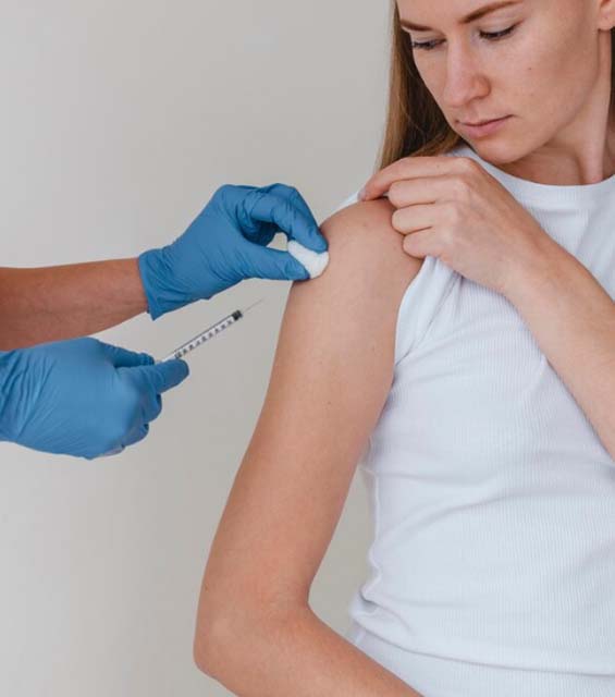 local pharmacy with immunization service